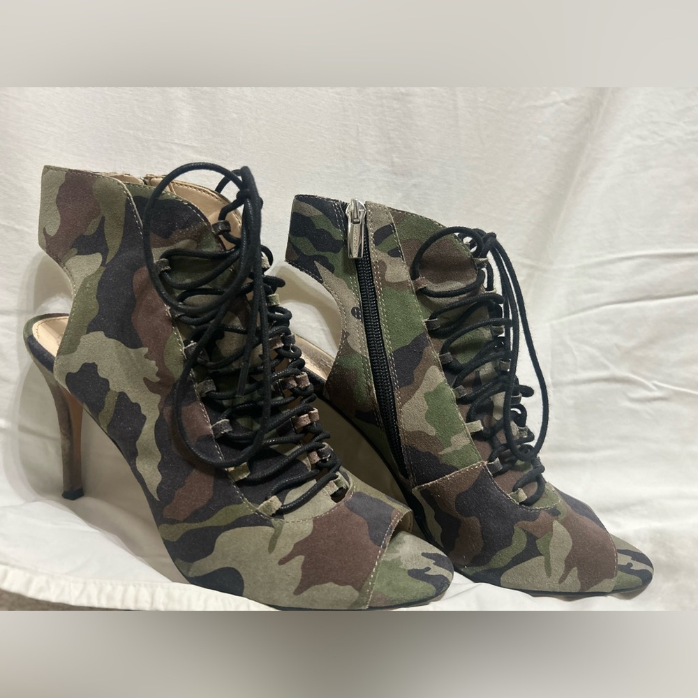 Camo heels
